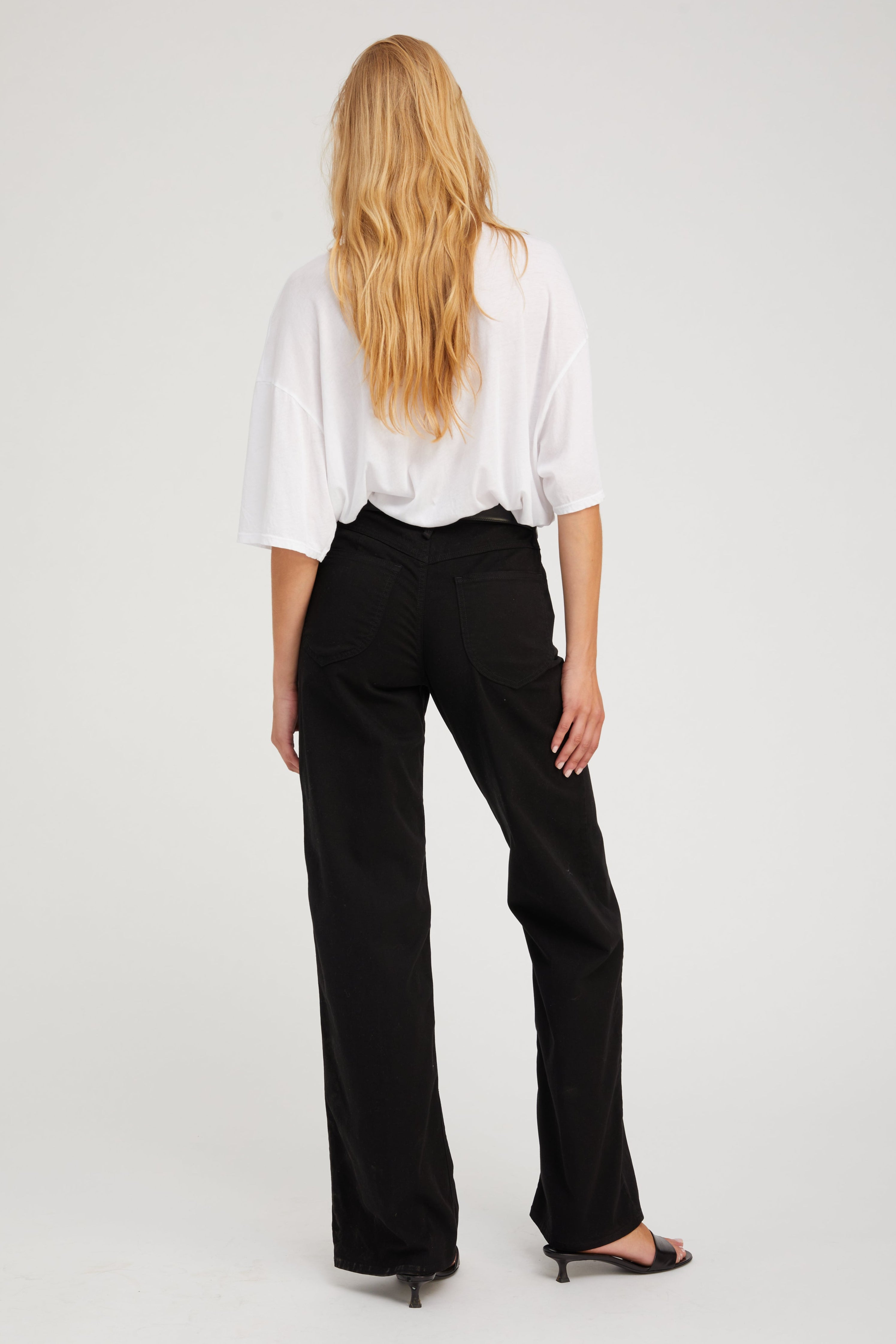 Black Mid-Rise Wide Leg Twill Pant