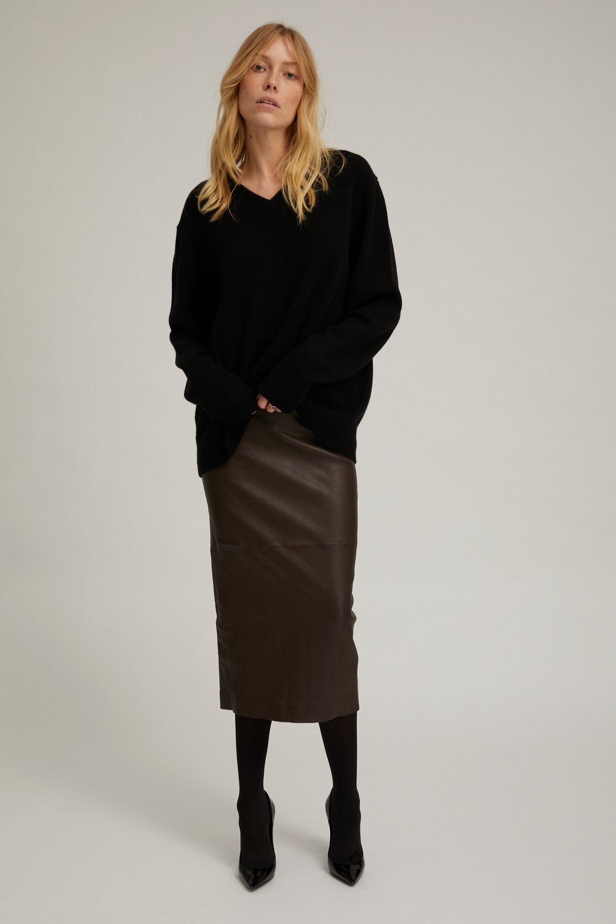 Boyfriend V-Neck Cashmere Sweater