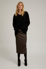 Boyfriend V-Neck Cashmere Sweater