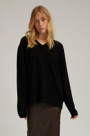 Boyfriend V-Neck Cashmere Sweater