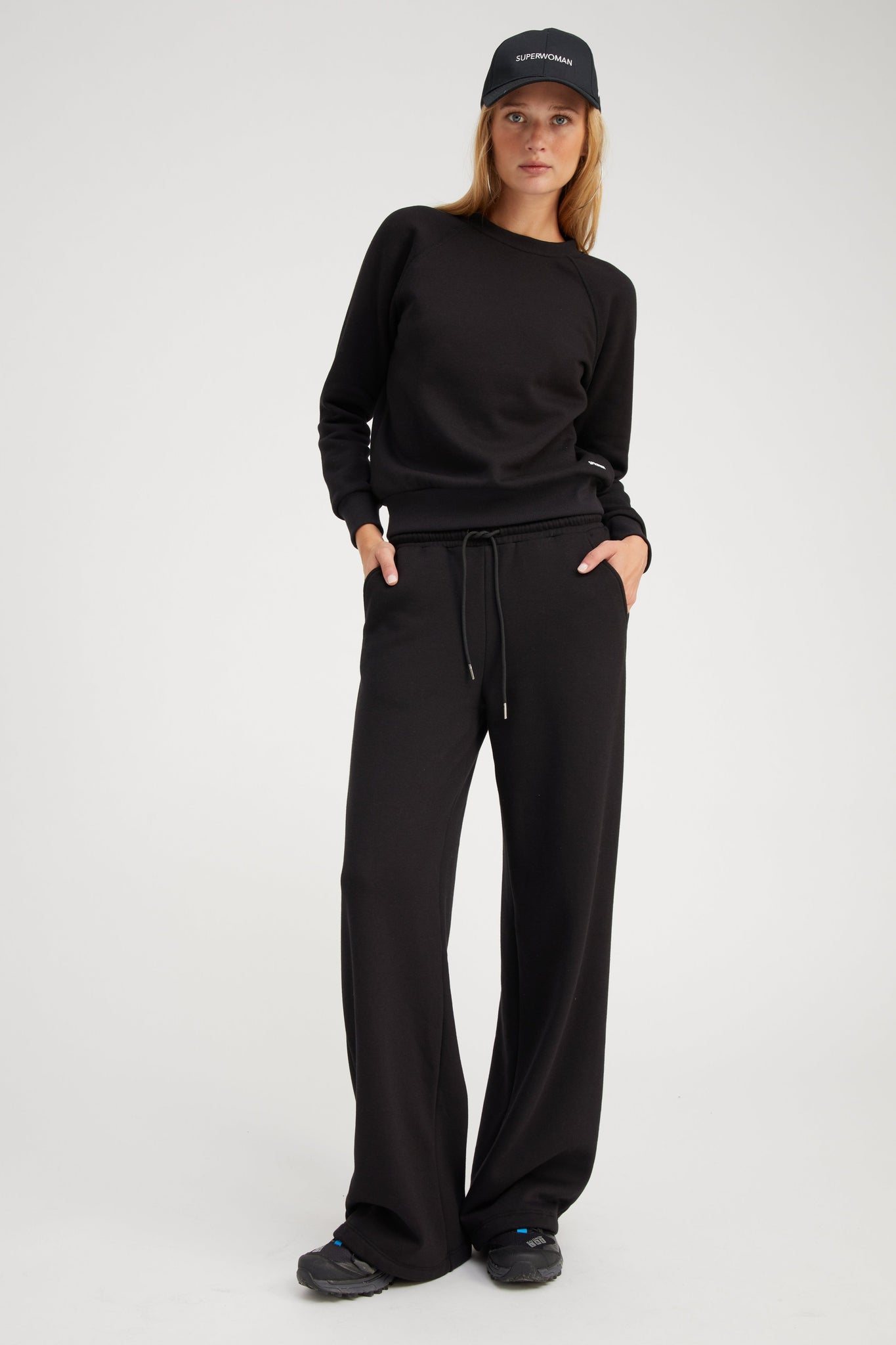 BAGGY SWEATPANTS BLACK – SPRWMN