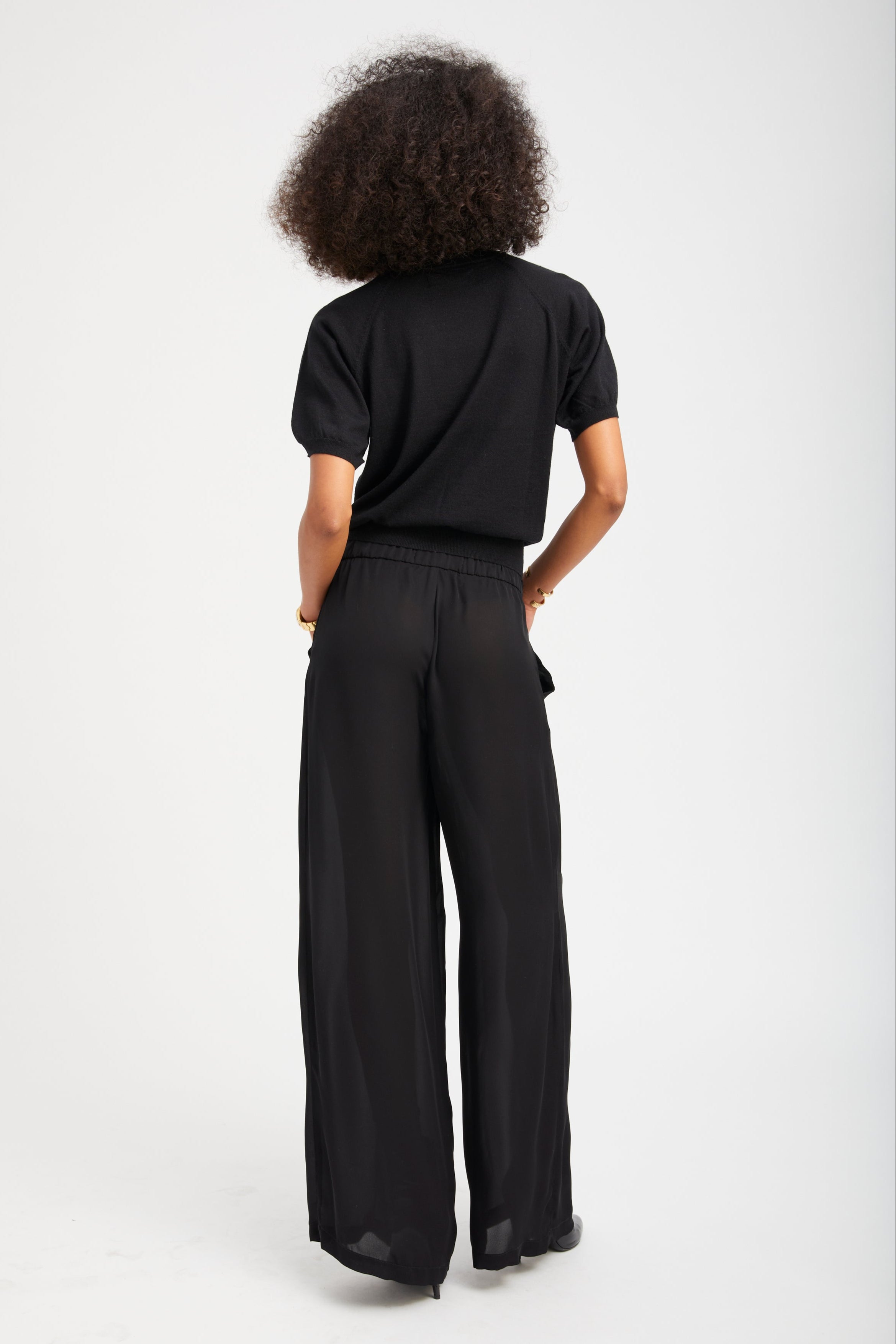 Black Cashmere Short Sleeve Raglan Sweater