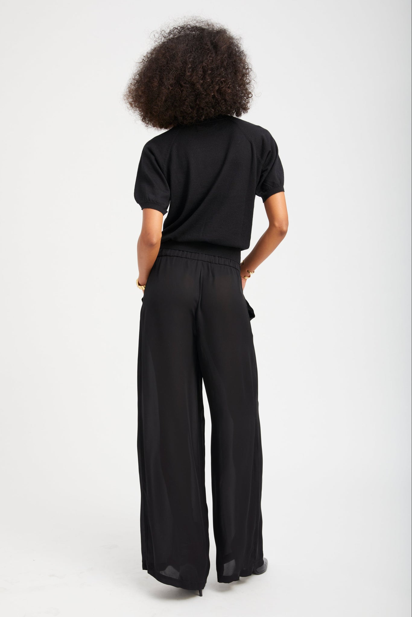 Black Cashmere Short Sleeve Raglan Sweater