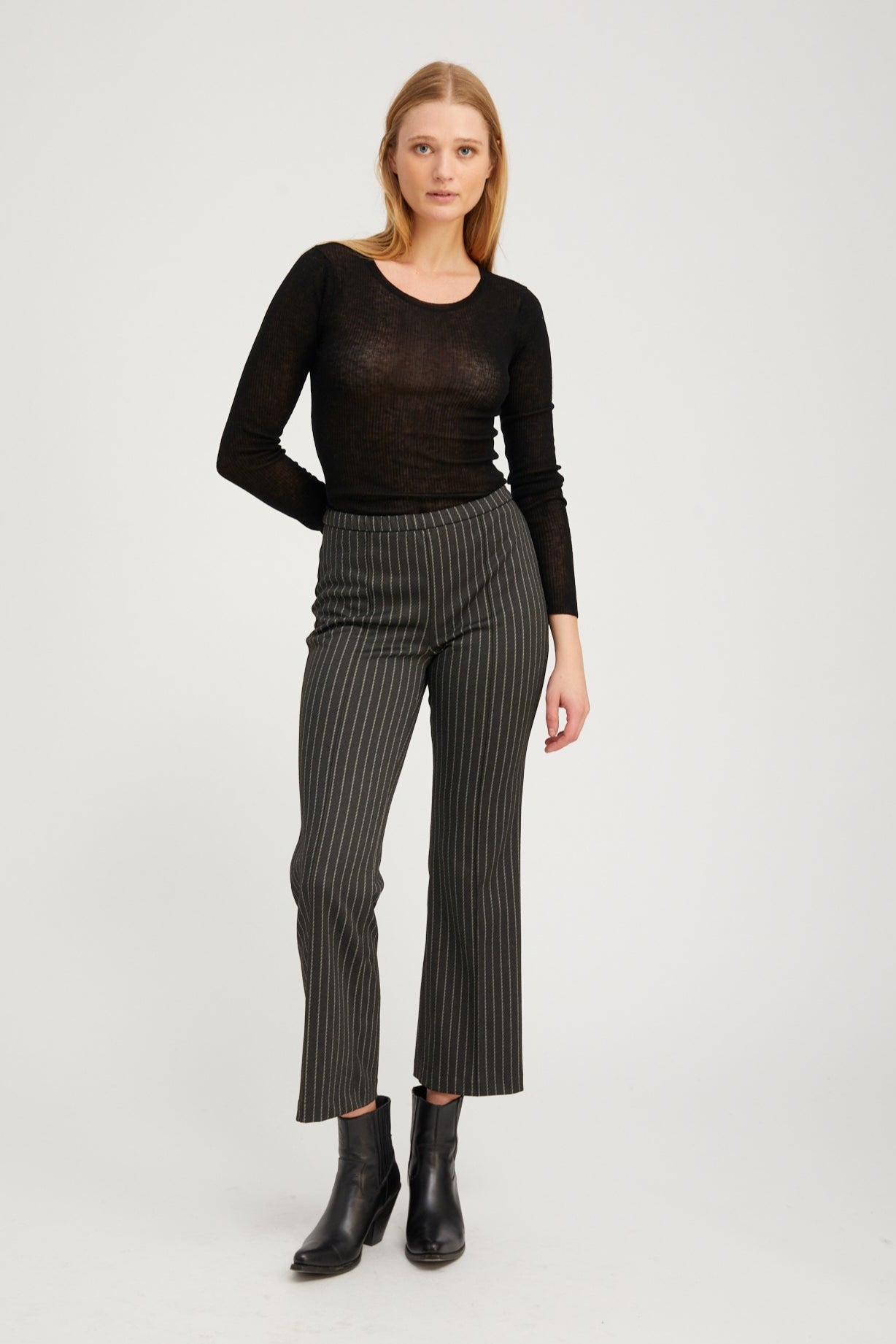 Black Tissue Cashmere Long Sleeve Baby Tee