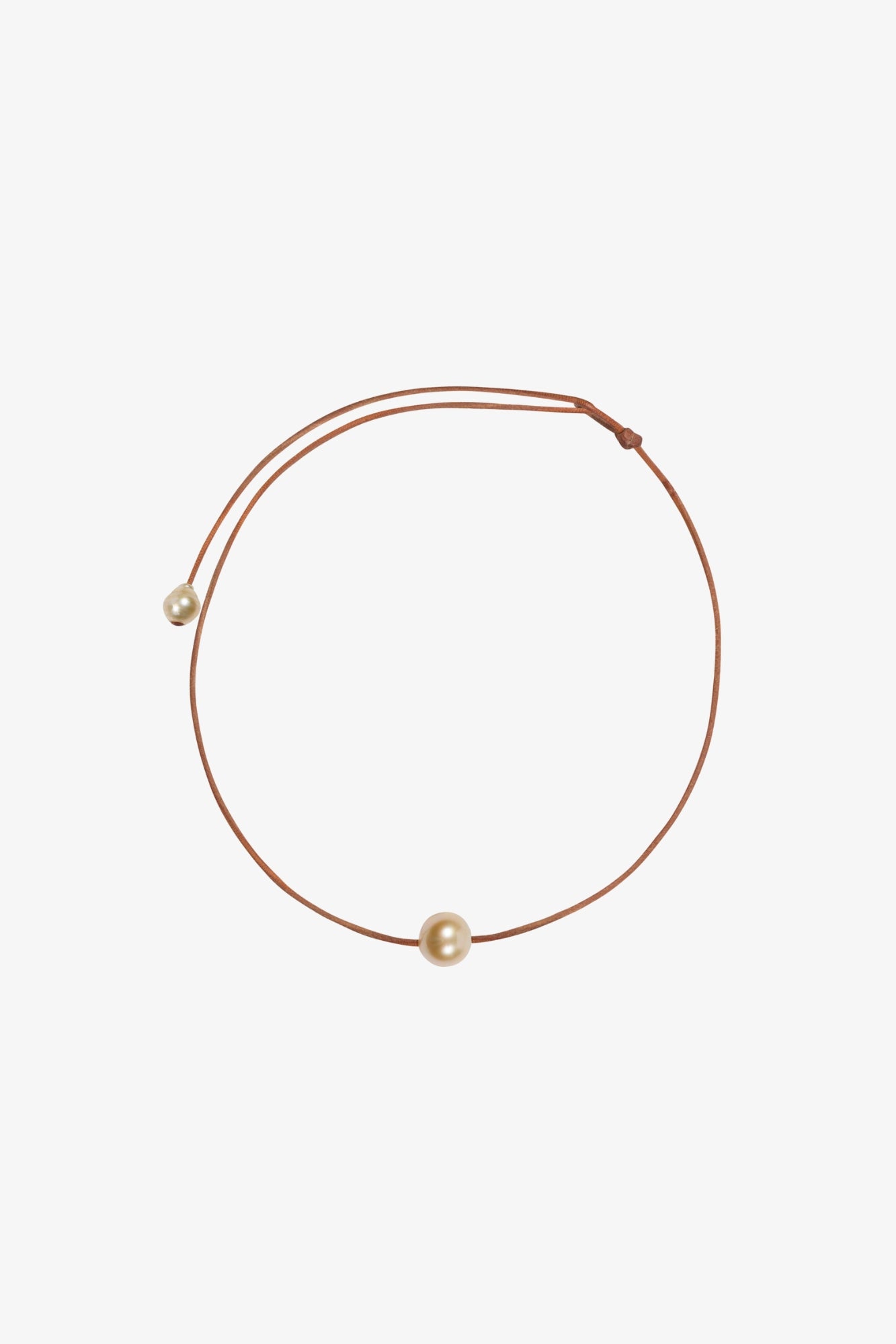 White Signature Pearl Choker Necklace