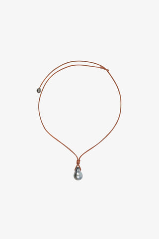 Pearl baroque pendant necklace