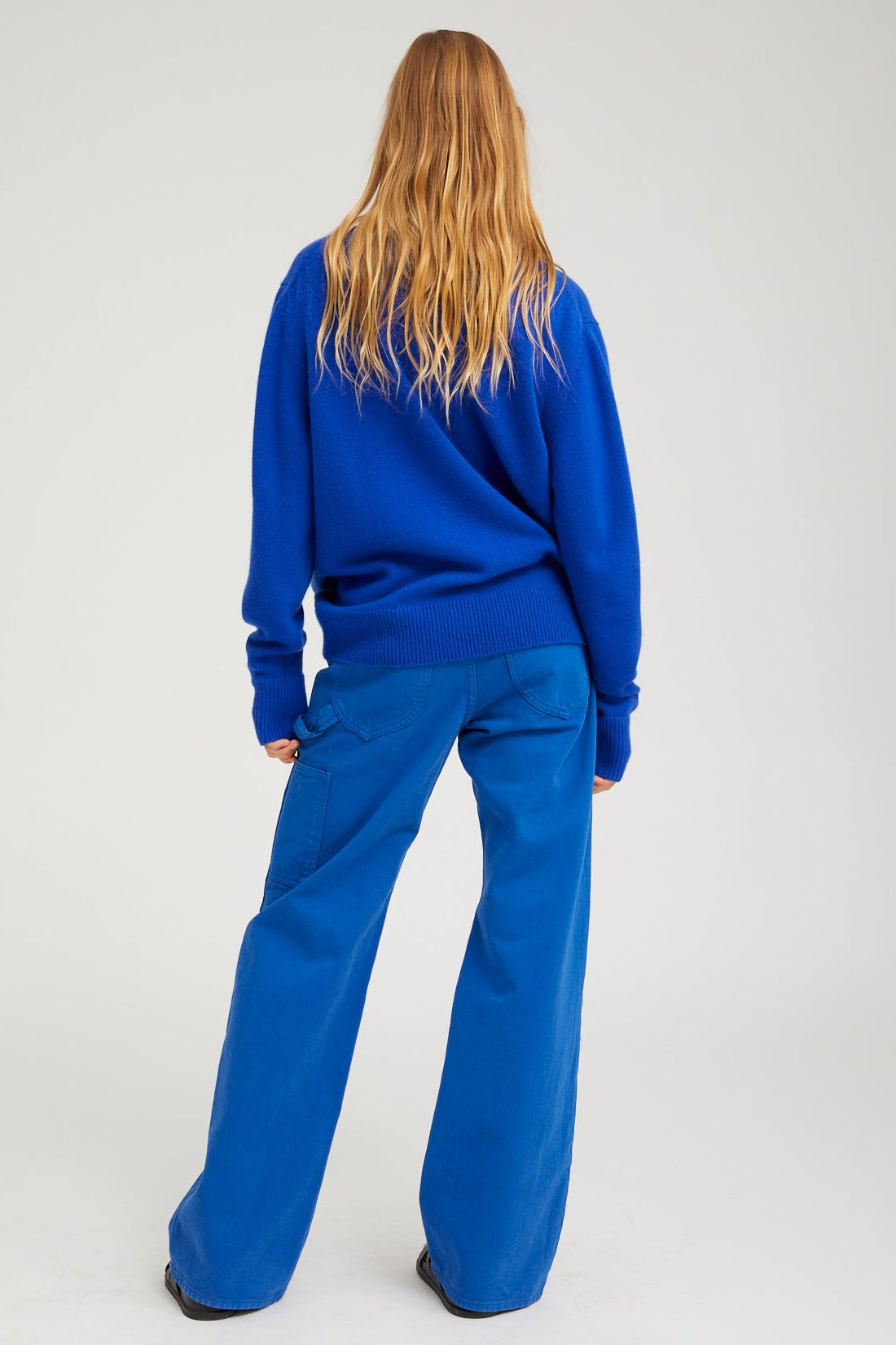 Cashmere V-Neck Boyfriend Sweater