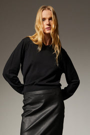 Cashmere Shrunken V Neck