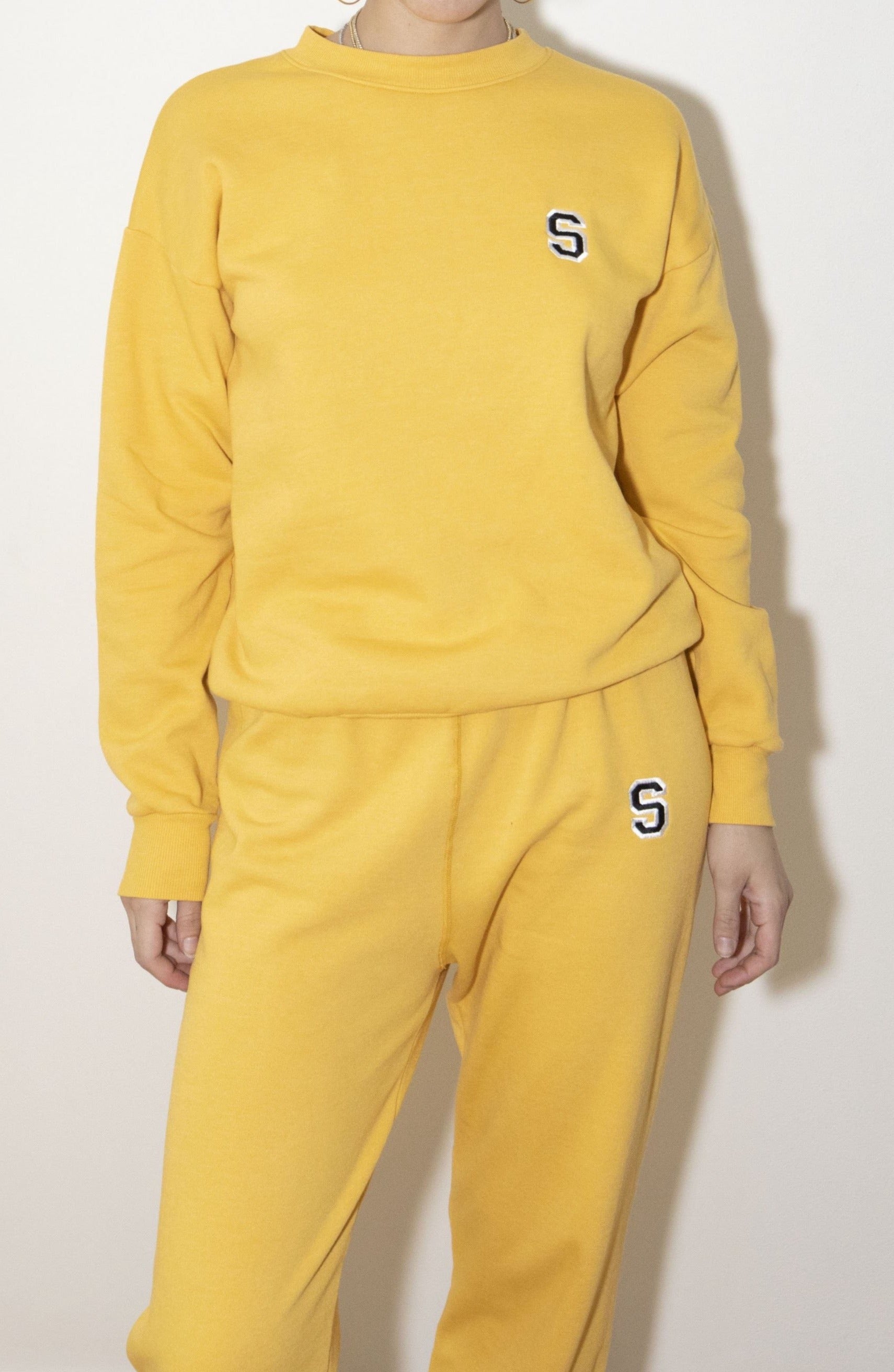 Dandelion Embroidered Logo Sweatshirt