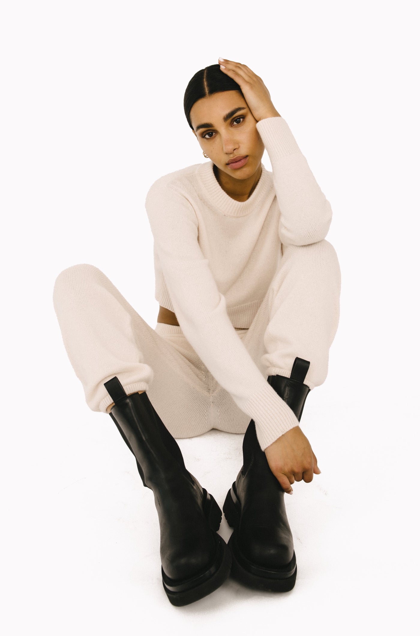Vintage White Cashmere Cropped Sweater