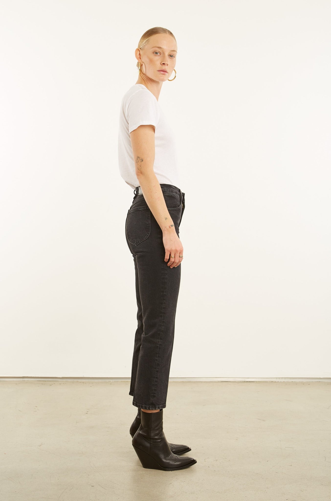 Jones Crop Straight Leg Denim